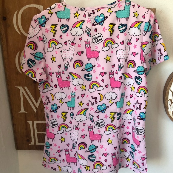 Scrub Top - Picture 2 of 3